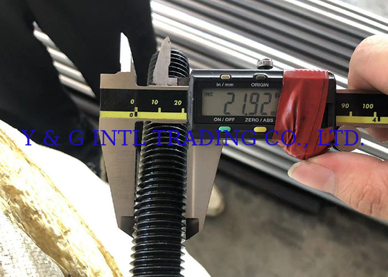 Προσαρμοσμένα χρώματα ISO Standard Metric Stud Bolts με αντοχή στη διάβρωση